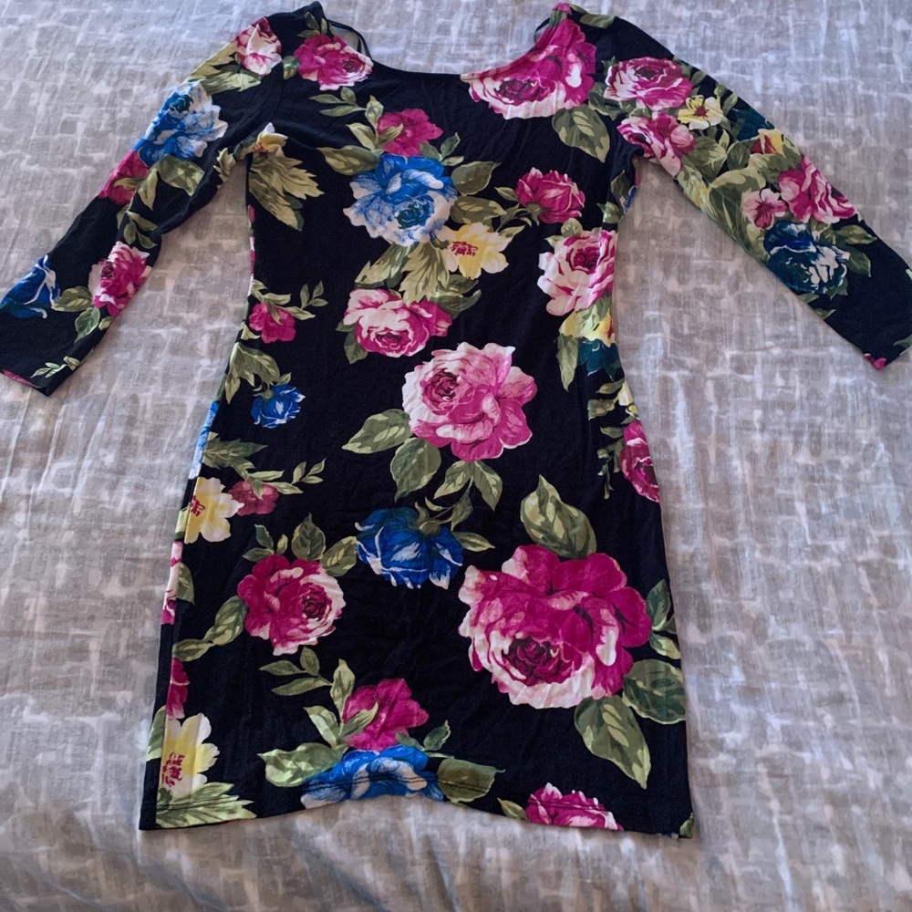 Forever floral 3 quarter sleeve body con
